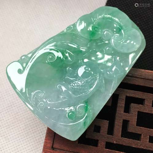 A NATURAL  ICY  PIAOLV  JADEITE PENDANT