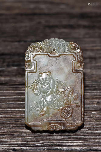 A QING DYNASTY HETIAN JADE SEED MATERIAL FIGURE DESGIN PENDANT