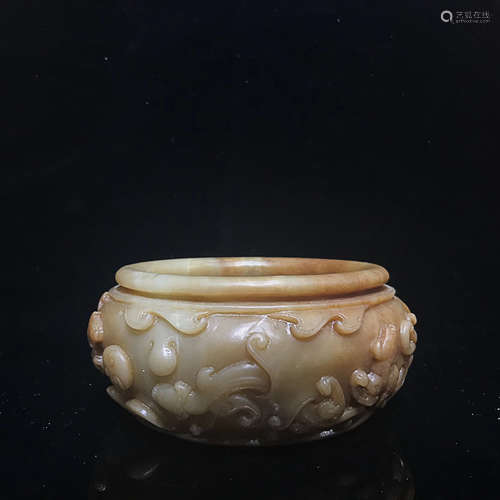 A QING DYNASTY HETIAN JADE CENSER