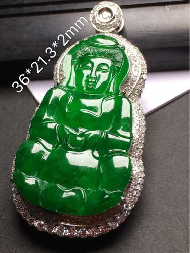 A NATURAL ICY   MANLV  JADEITE GUANYIN DESIGN PENDANT