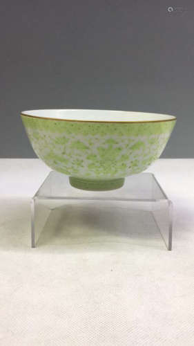 Chinese yellow glaze porcelain bowl, Jiaqing mark.