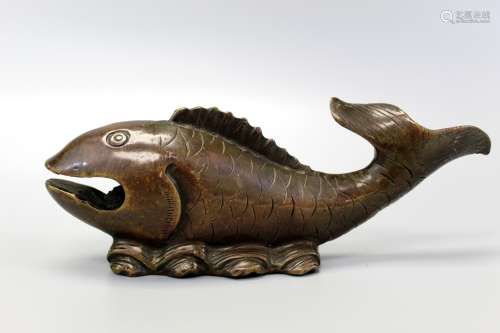 Chinese bronze fish brush holder.