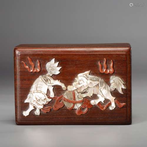 CHINESE ROSEWOOD COVER BOX WITH INLAID