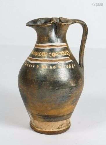 Greek pottery Gnathian-ware trefoil oinochoe