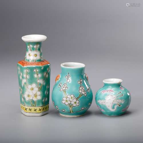 CHINESE FAMILLE ROSE MINIATURE VASES