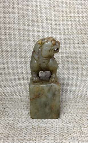CHINESE JADE CARVED FOOLION