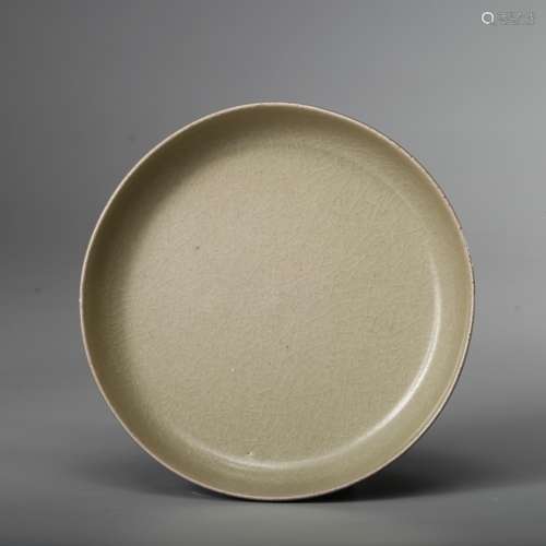 CHINESE CELADON GLAZED DISH