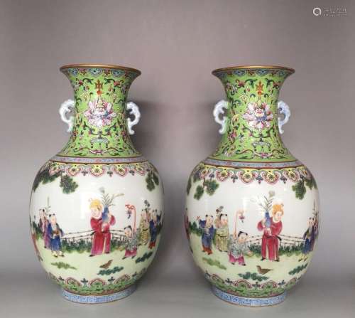 Daoguang Mark, A Pair Of Famille Rose Vase