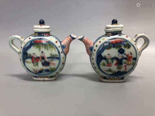 Xuande Mark, A Pair of Wucai Glazed Flat Teapots