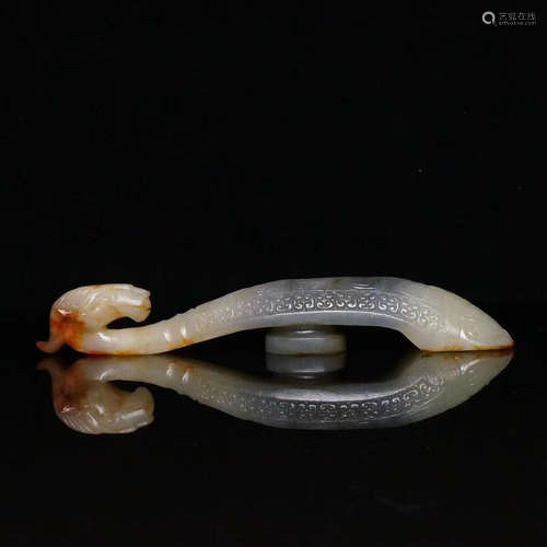 A HETIAN JADE HOOK