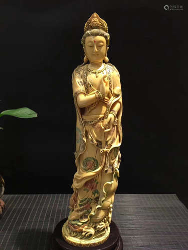 A XY RUYI GUAN YIN ORNAMENT