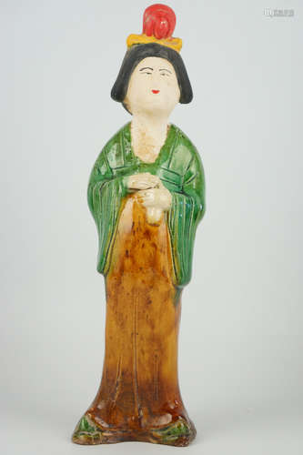 A SANCAI PAINTED POTTERY LADY FIGURE