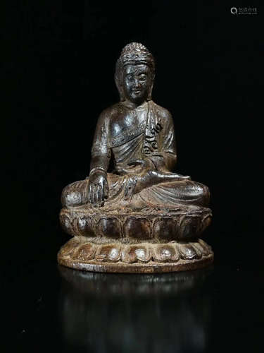 A FINE CARVED BUDDHA FIGURE