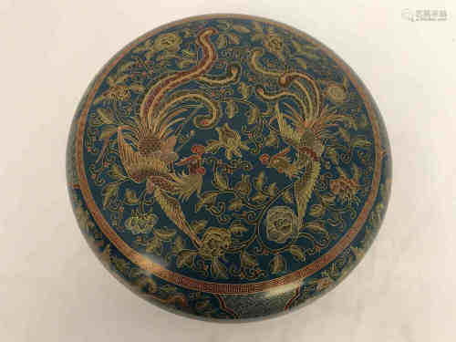 A Chinese Green Lacquer Round Box with Cover