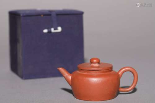 YIXING TEAPOT, BACK STAMP MENG CHEN