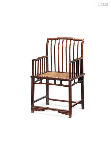 Qing Dynasty A huanghuali comb-back chair