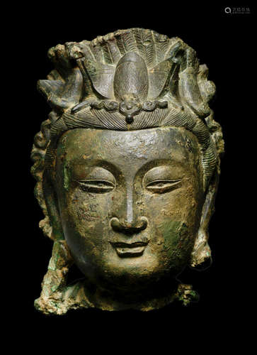 Yuan/Ming Dynasty A bronze head of Xiwangmu