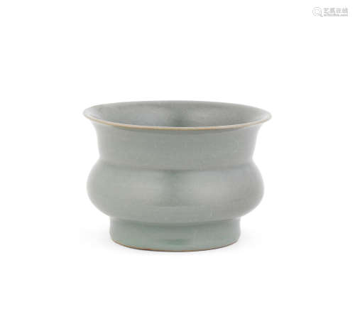 Southern Song Dynasty A rare Longquan Guan-type celadon-glazed spittoon, zhadou