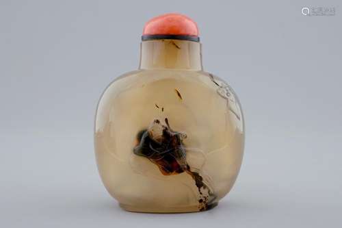 A FINE CHINESE AGATE SNUFF BOTTLE, 18/19TH C.