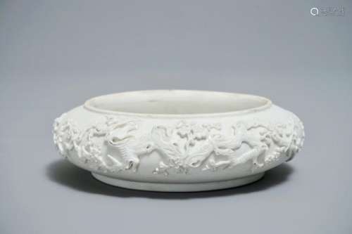 A CHINESE BISCUIT BRUSH WASHER WITH APPLIED DESIGN, MARK OF WANG BIN RONG, 19/20TH C.