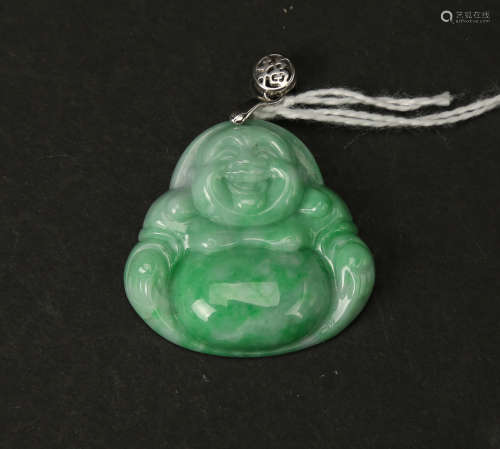 Hard jade buddha pendant with silver buckle