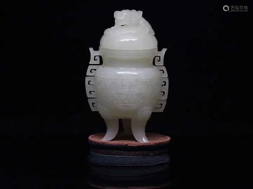 AN OLD TIBETAN HETIAN JADE SEED MATERIAL TRIPLE FEET CENSER