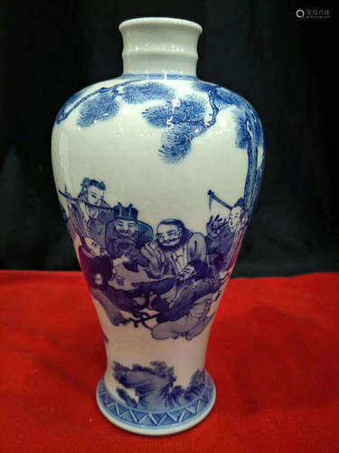 A DAQING YONGZHENG NIANZHI MARK BLUE&WHITE PULM VASE