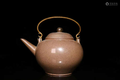A PURPLE CLAY TEAPOT, QING DYNASTY