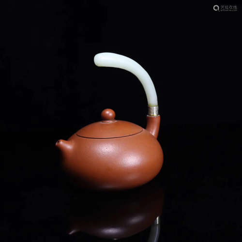 A MODERN CELEBRITY KONGFANDONG MARK PURPLR CLAY TEAPOT