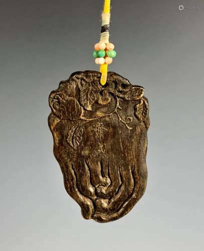 A Chinese Agarwood Chenxiang Pendant