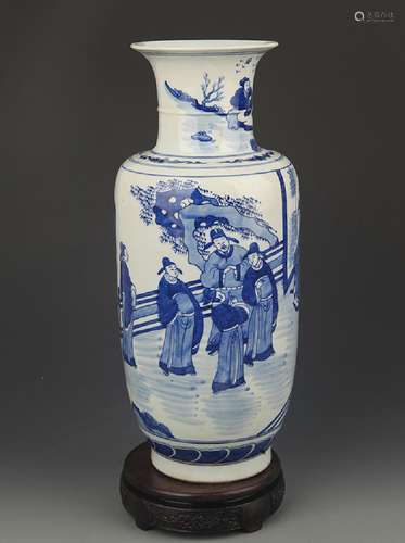 BLUE AND WHITE STORY PATTERN VASE