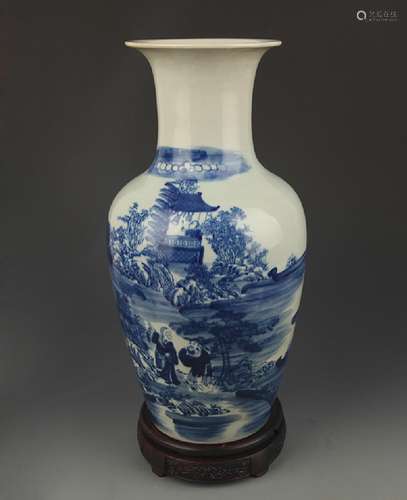 BLUE AND WHITE LANDSCAPING PATTERN DECORATIONAL VASE