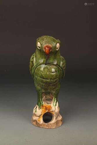 A GREEN COLOR PARROT SHAPED PORCELAIN DECOREATION