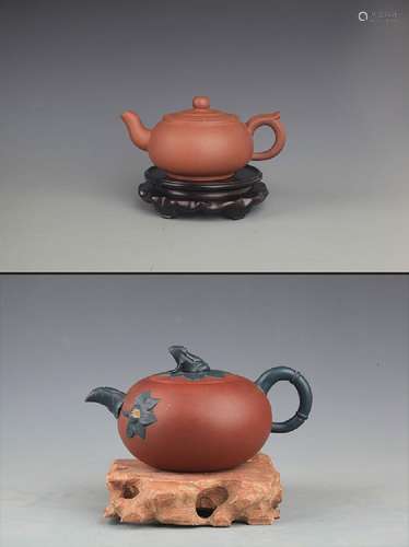 GROUP OF TWO FINELY MADE YI XING ZI SHA TEA POT