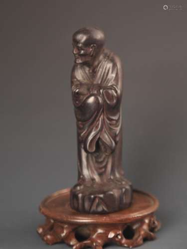 A FINE SANDALWOOD CARVING ROHAN FIGURE