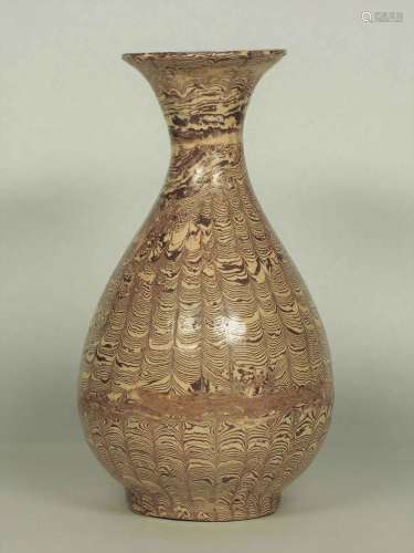 Twisted Marble-Glaze Yuhuchun Vase