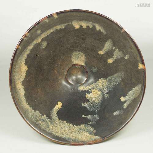 Jizhou Conical Bowl with Abstract Design, Song Dynasty