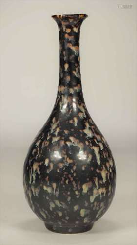 Jizhou Tortoise-Shell Long-Neck Vase, Southern Song Dynasty