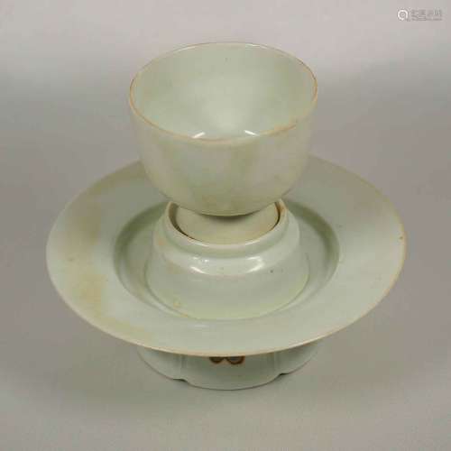 Yingqing Qingbai Cup and Stand, Song Dynasty