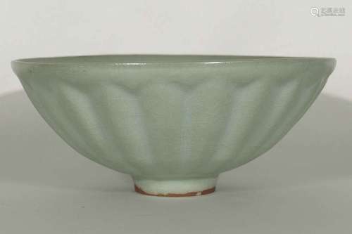 Bluish Longquan large Lotus-lobed Bowl, Song Dynasty