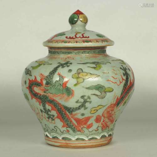Wucai Lidded Jar with Dragon and Phoenix, late Ming Dynasty