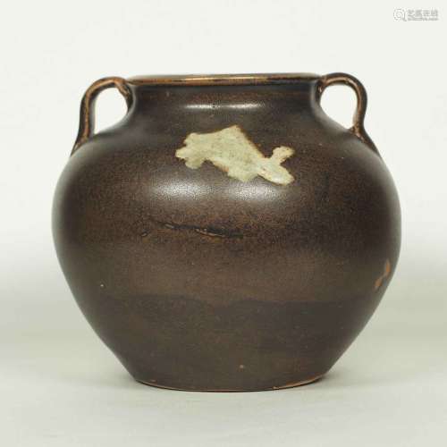 Jar with Two Lugs and Fish Motif, Song Dynasty
