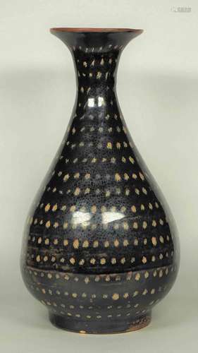 Jizhou Yuhuchun Vase with Dotted Design, Southern Song Dynasty.