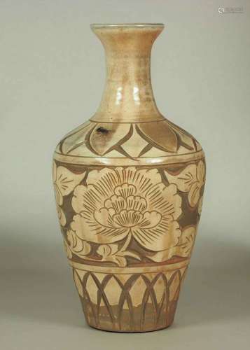 Cizhou Vase with Sgraffito Peony, Yuan Dynasty