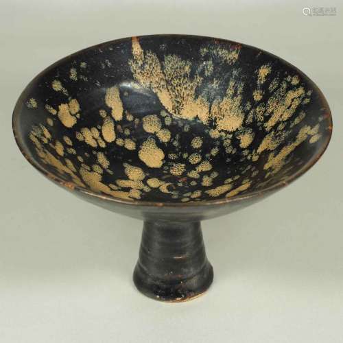 Jizhou Conical Stemcup with Speckled Design, Song-Yuan Dynasty