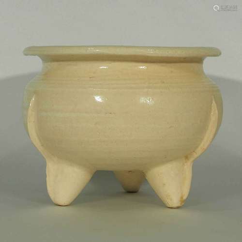 White glaze Tripod Censer, Tang-Northern Song Dynasty