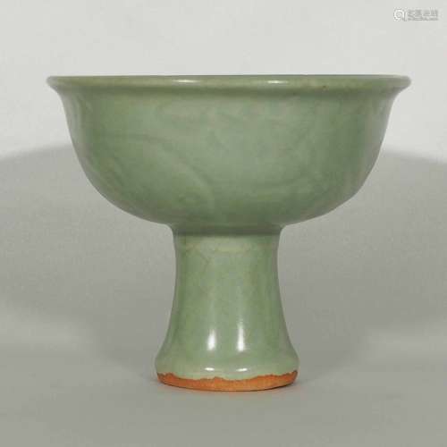 Longquan Stemcup with Incised Design, Yuan-early Ming Dynasty