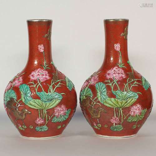 Vases with Gilt Guri and Molded Design, Qianlong Mark, late Qing Dynasty