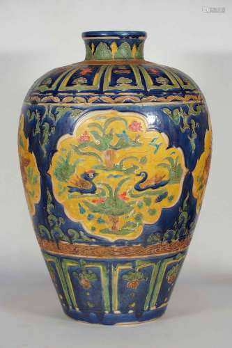Large Fahua Meiping with Blue Backgound, late Ming Dynasty