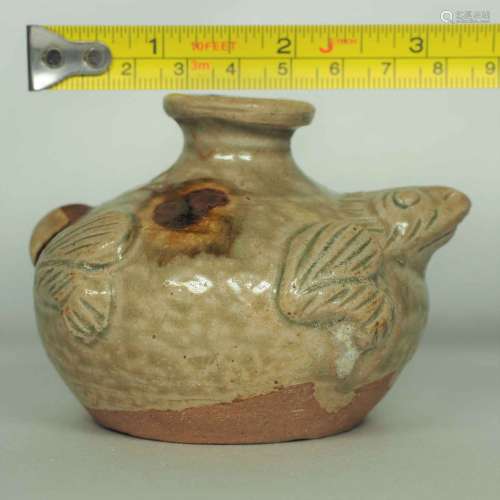 Yue Turtle-form Water Pot, Eastern Jin Dynasty